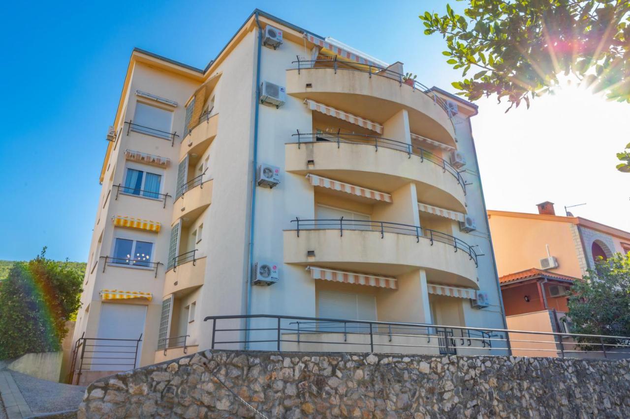 Apartman Rima Dramalj Exterior foto