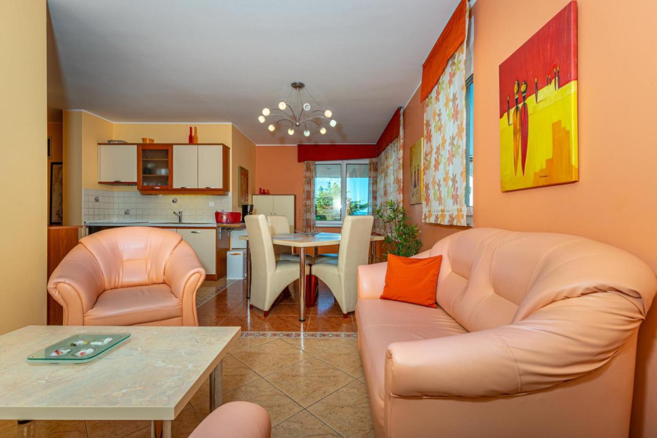 Apartman Rima Dramalj Exterior foto