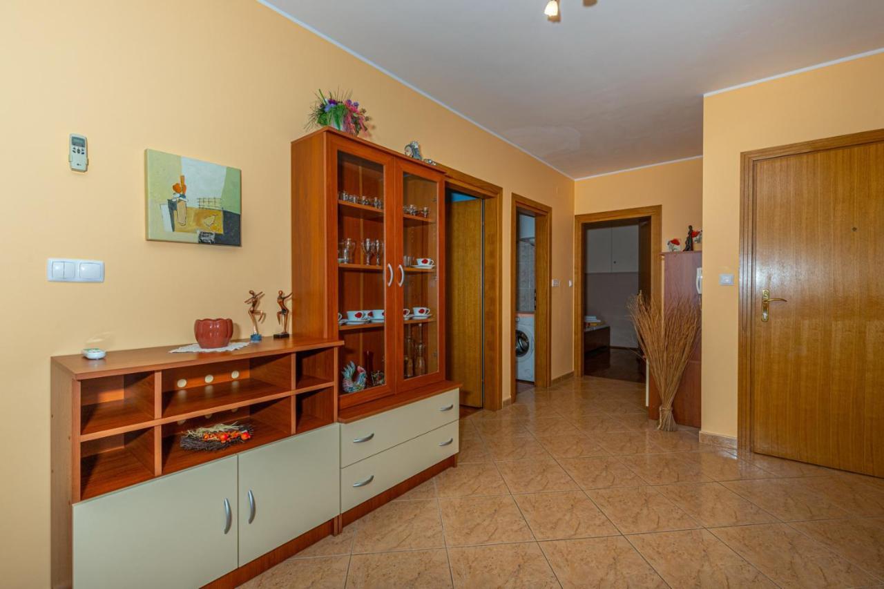 Apartman Rima Dramalj Exterior foto