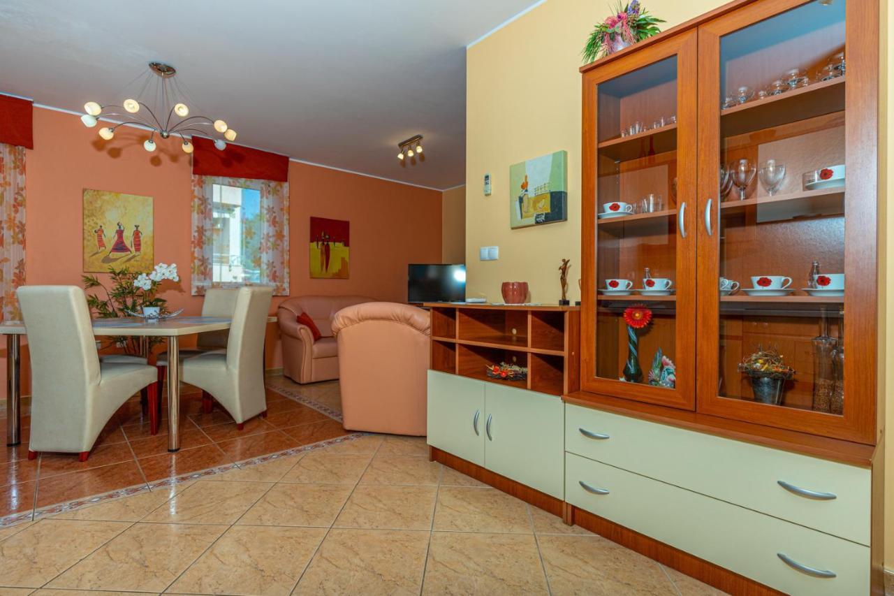 Apartman Rima Dramalj Exterior foto